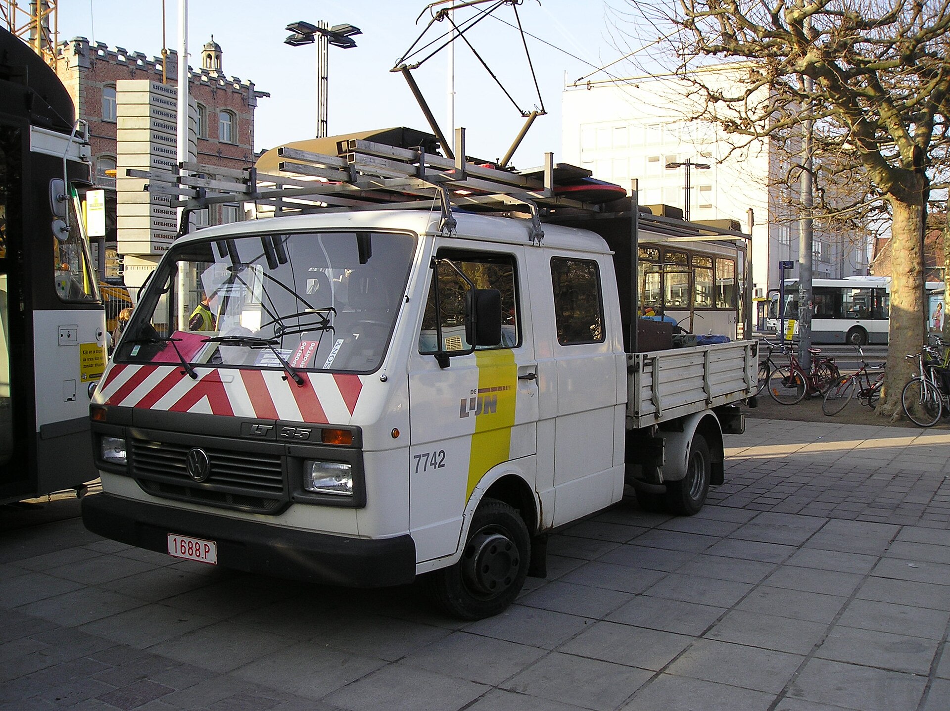 Facelifted first-generation Volkswagen LT van