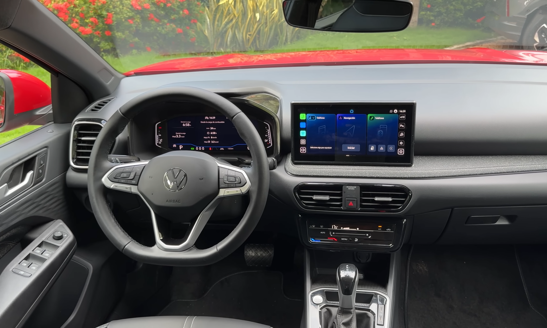 Interior and dashboard of the Volkswagen Tera