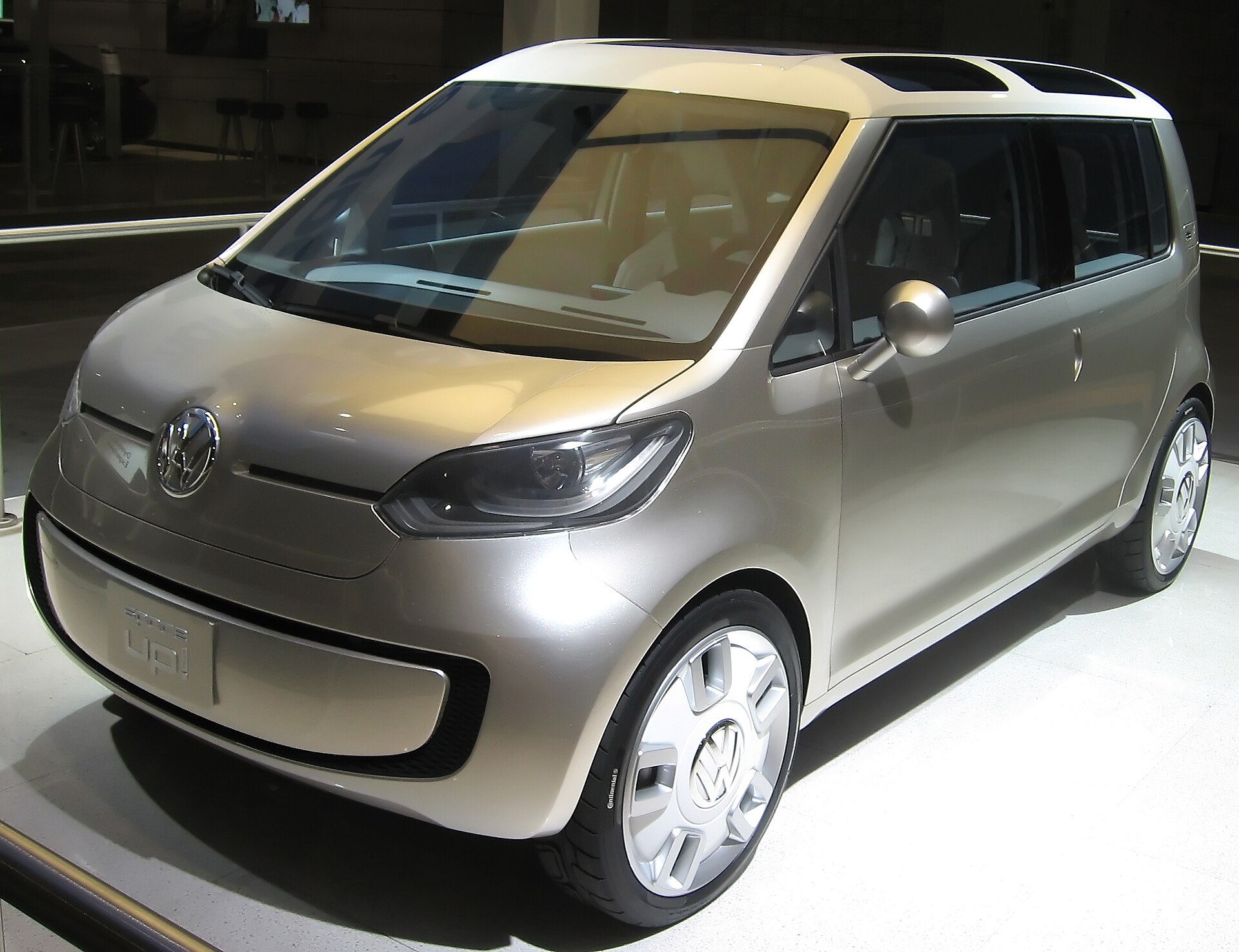 Volkswagen Space up! concept car