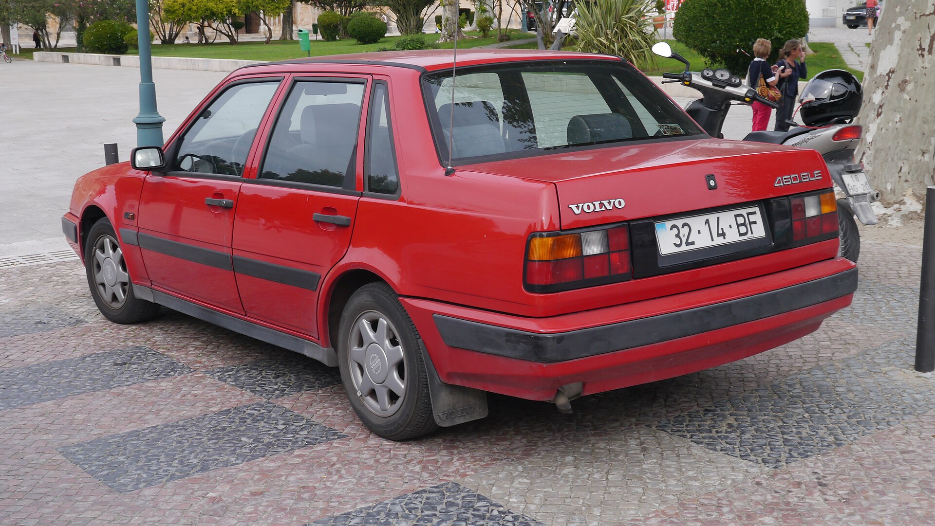 Volvo 460 four-door saloon