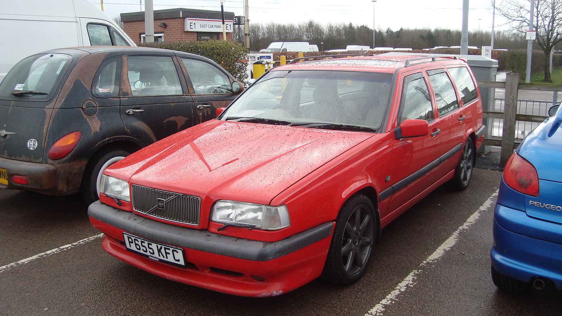 Volvo 850 R estate of 1996