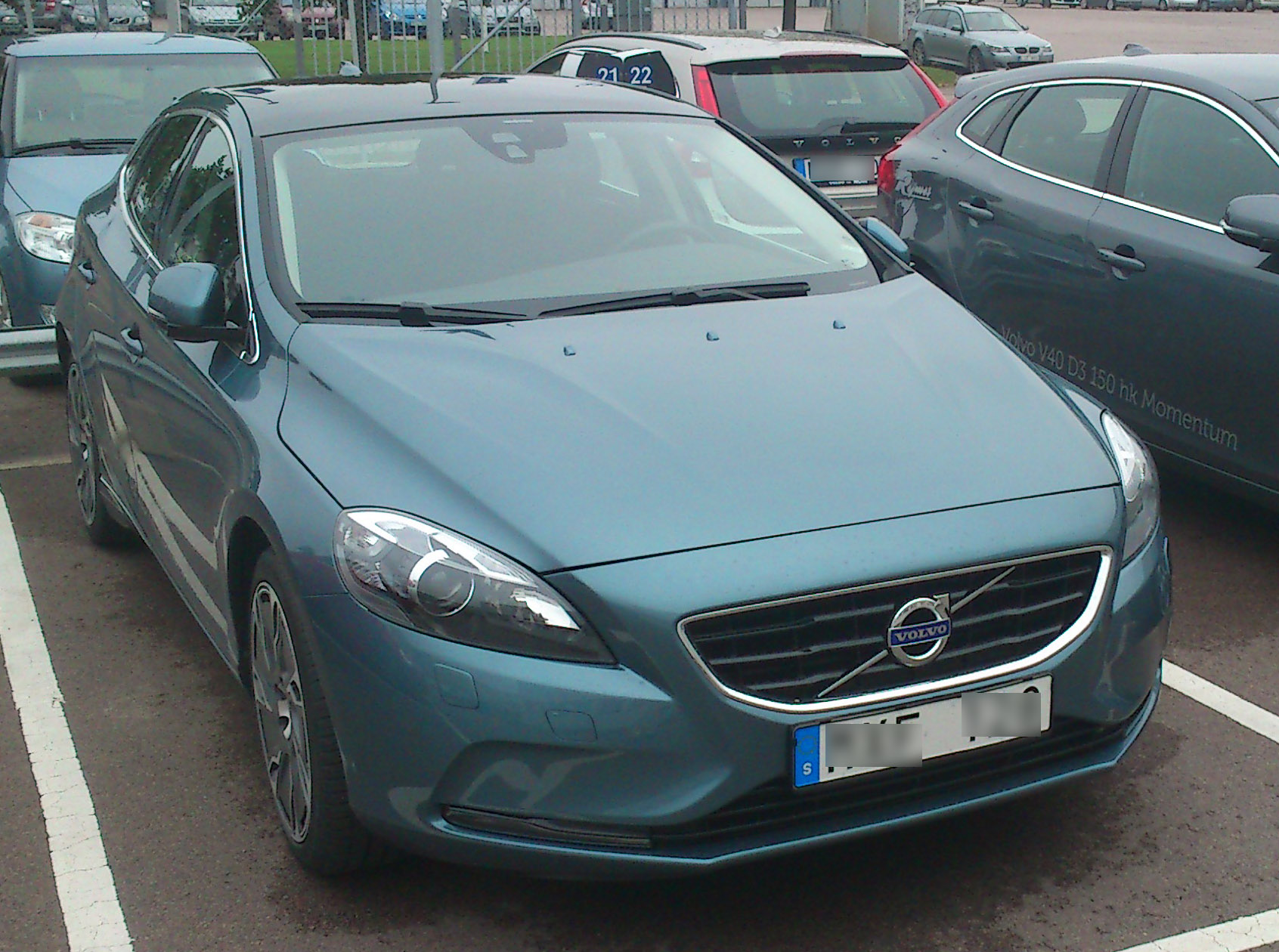 Volvo V40