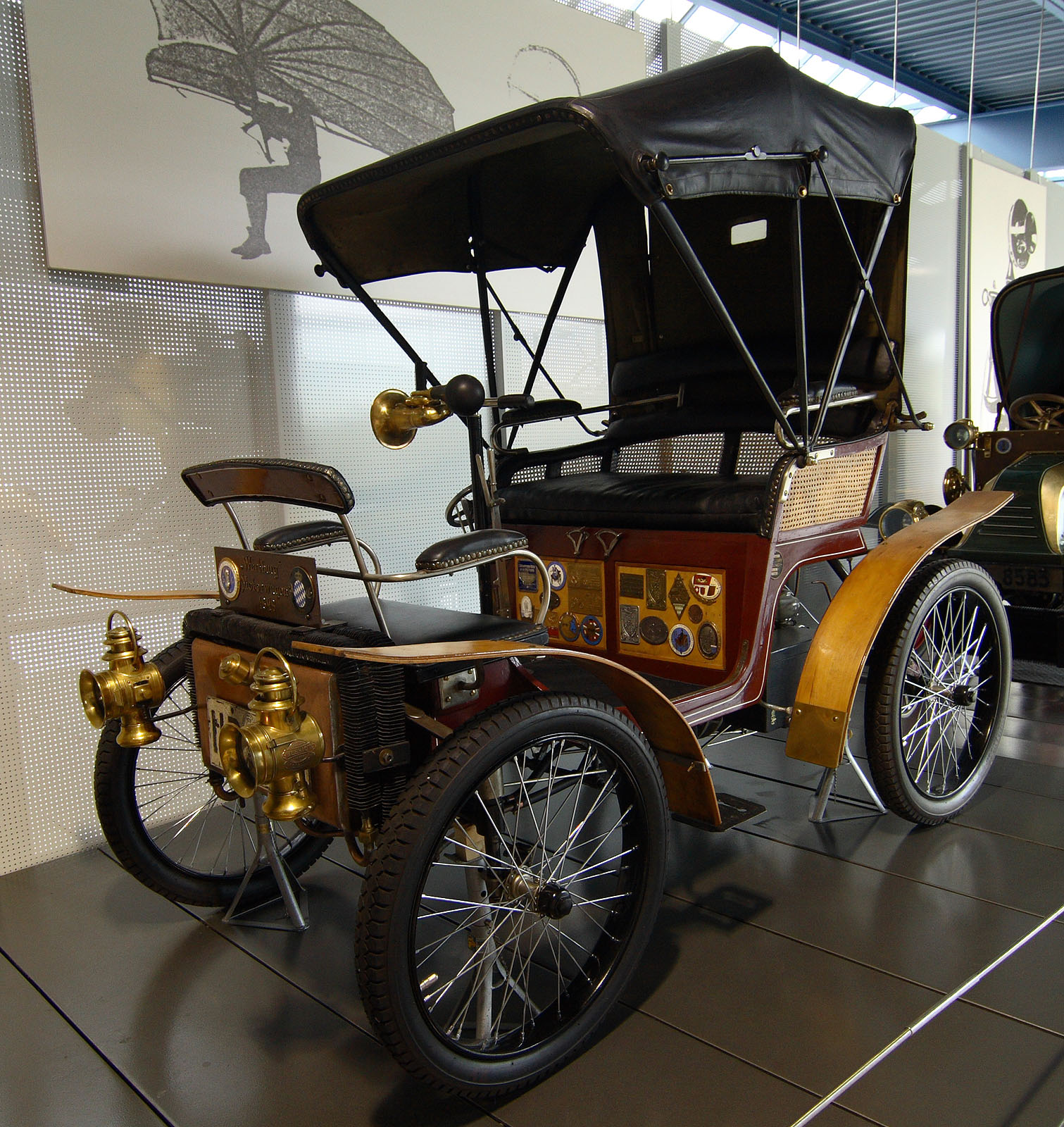 1898 Wartburg motor car