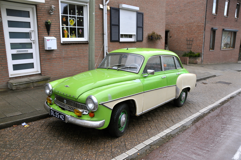 Wartburg 312 saloon