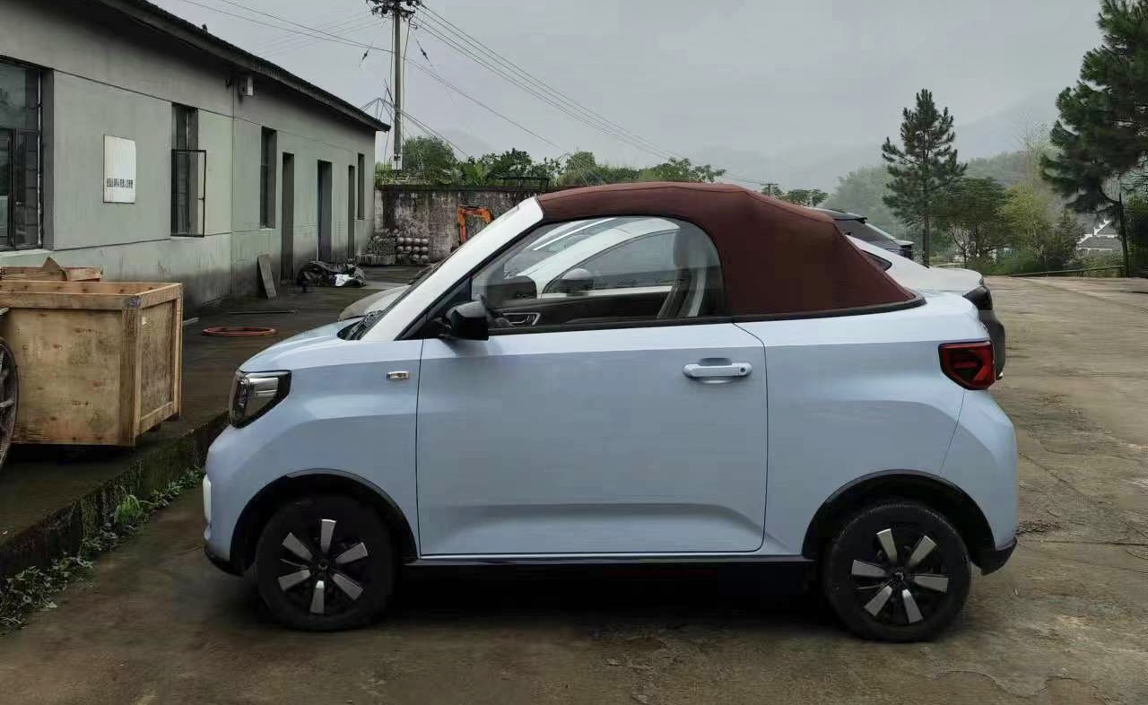 Wuling Hongguang Mini EV Cabrio