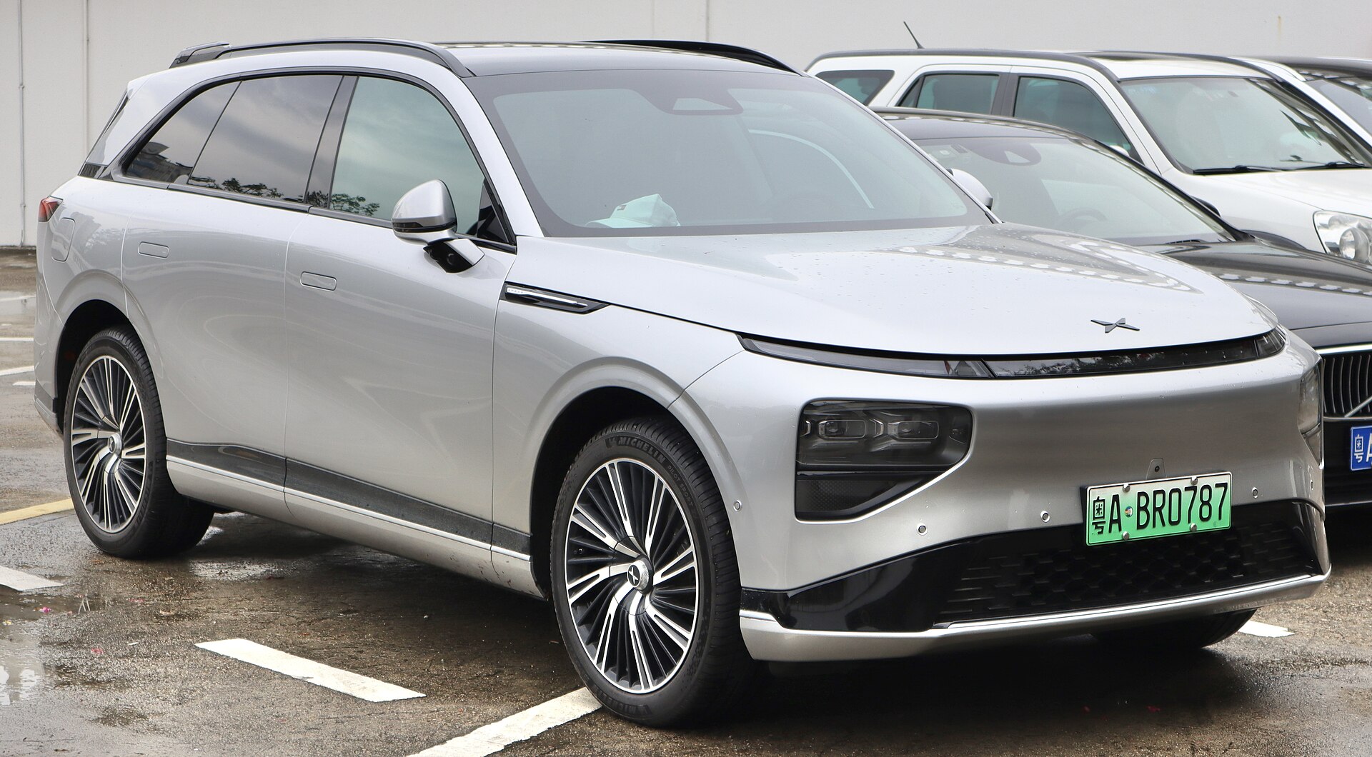 XPeng G9 electric SUV, front view