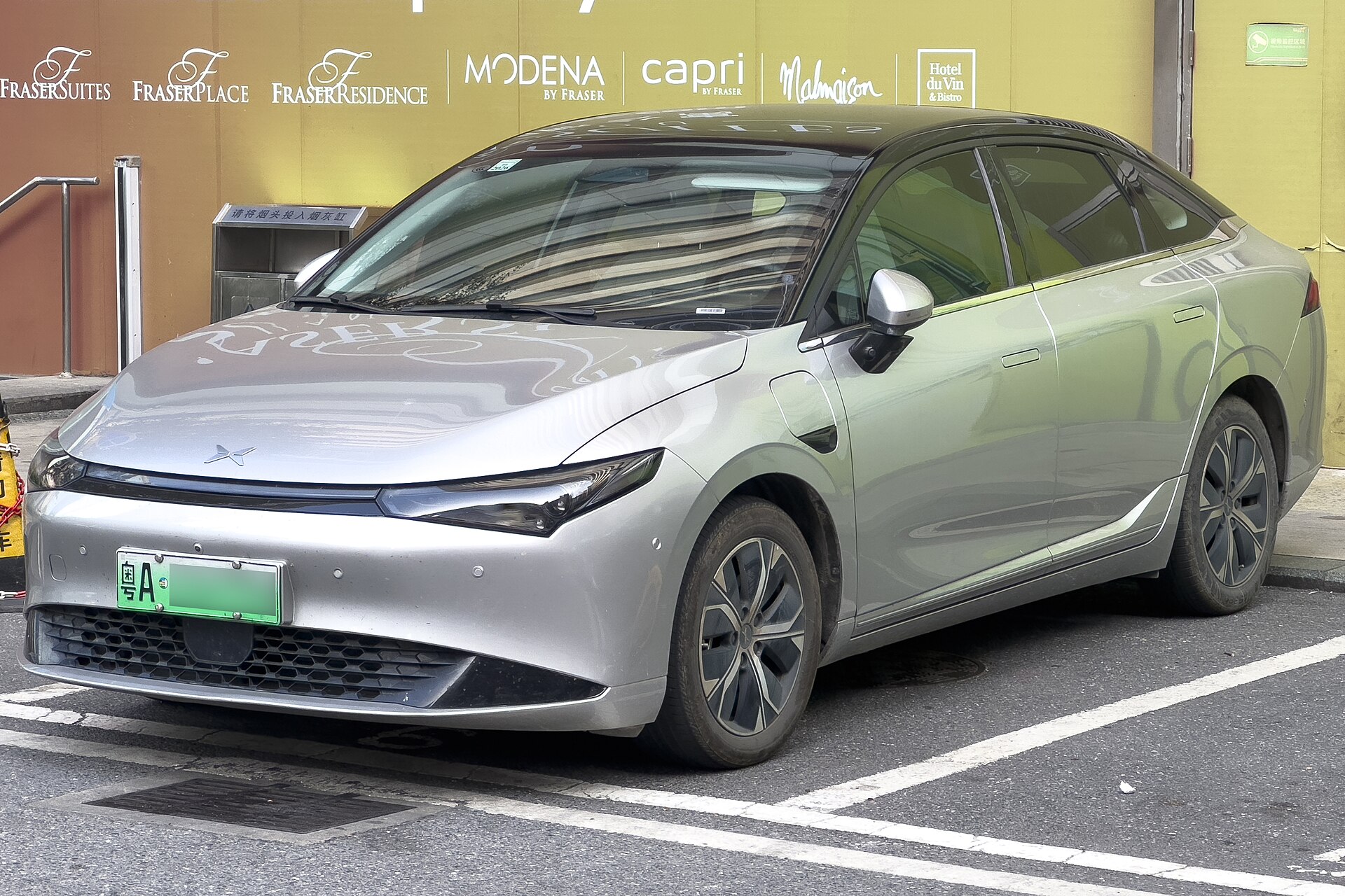 XPeng P5 saloon on a street in Guangzhou