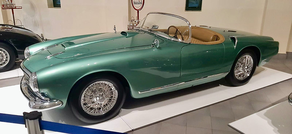 Aston Martin DB2-4 Touring Spyder