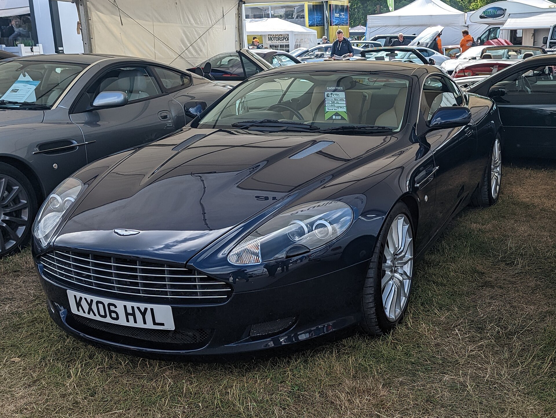 Aston Martin DB9 AM802