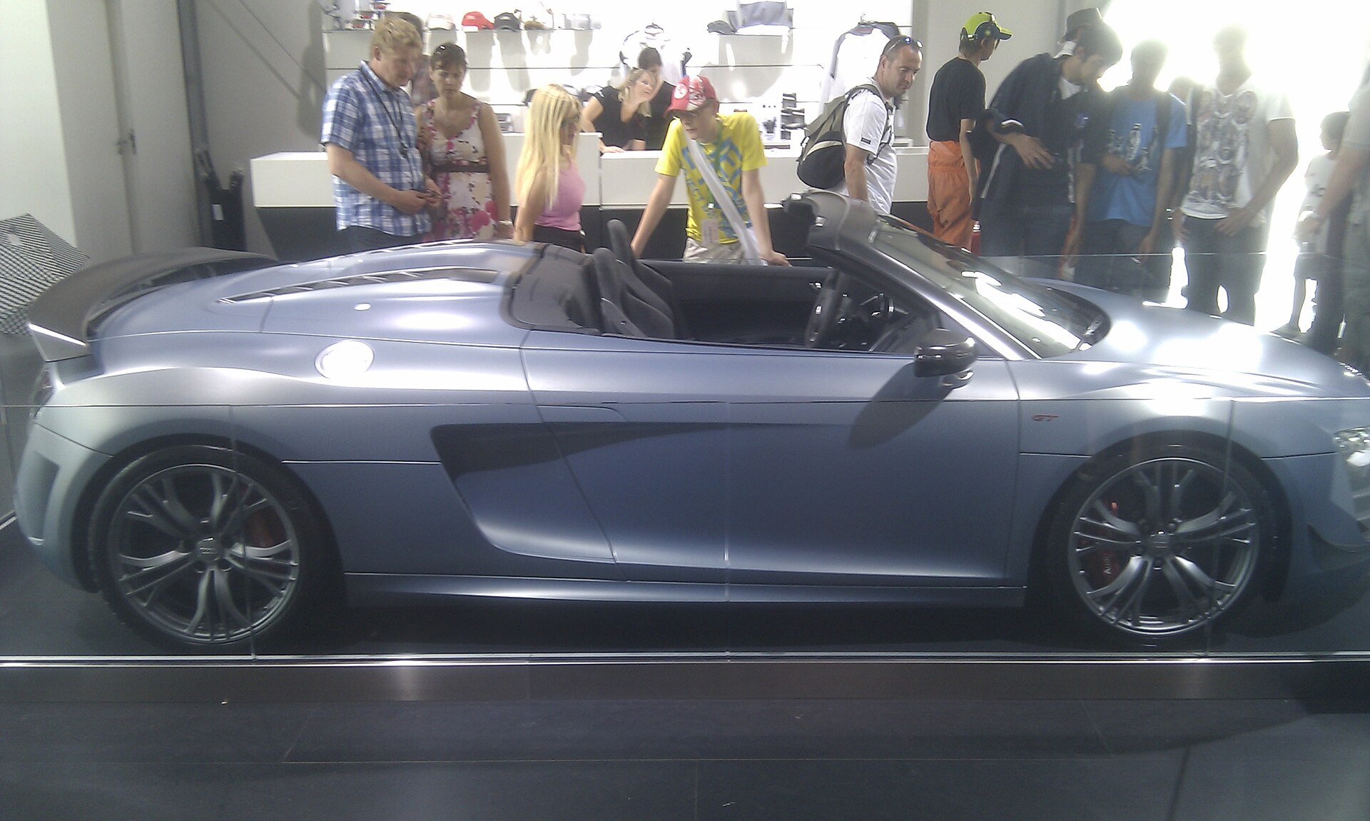 Audi R8 (Type 42)