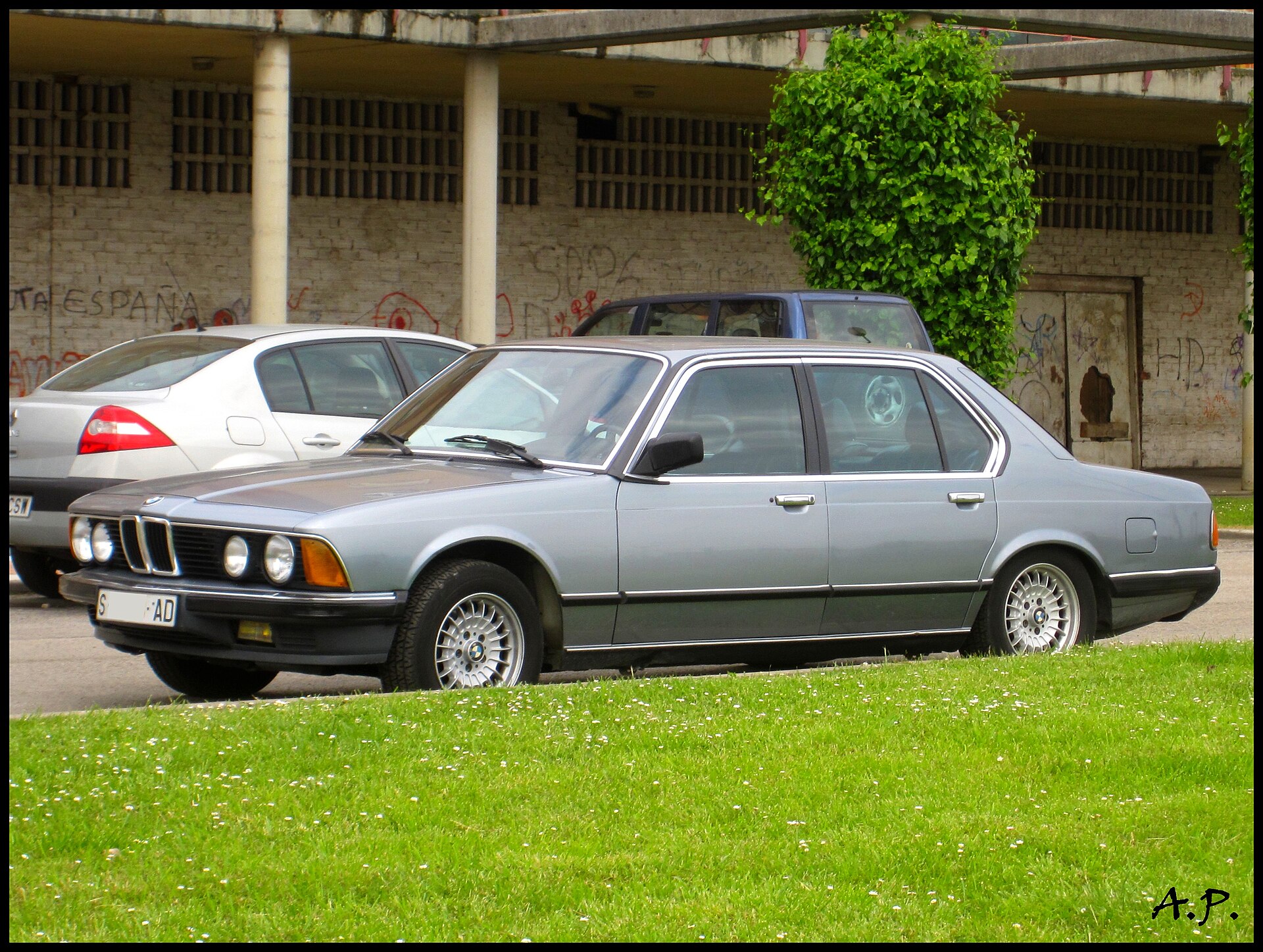 BMW 745i E23