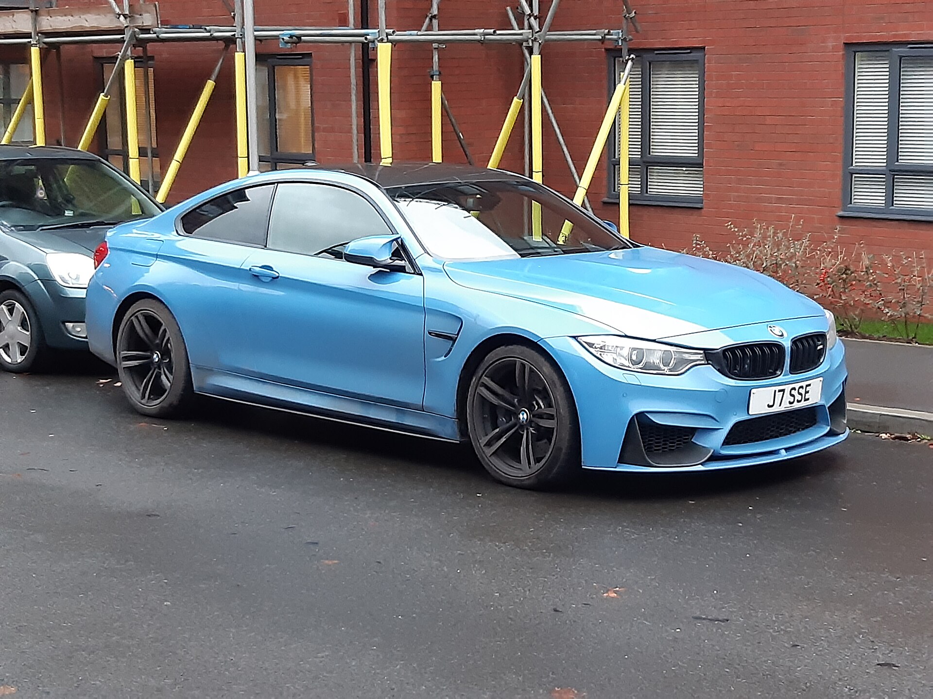 BMW M4 (F82/F83)