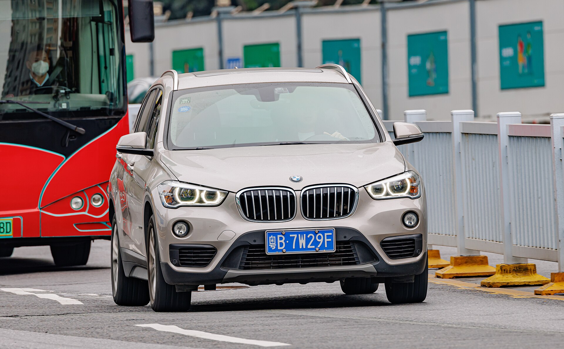 BMW X1 (F48)