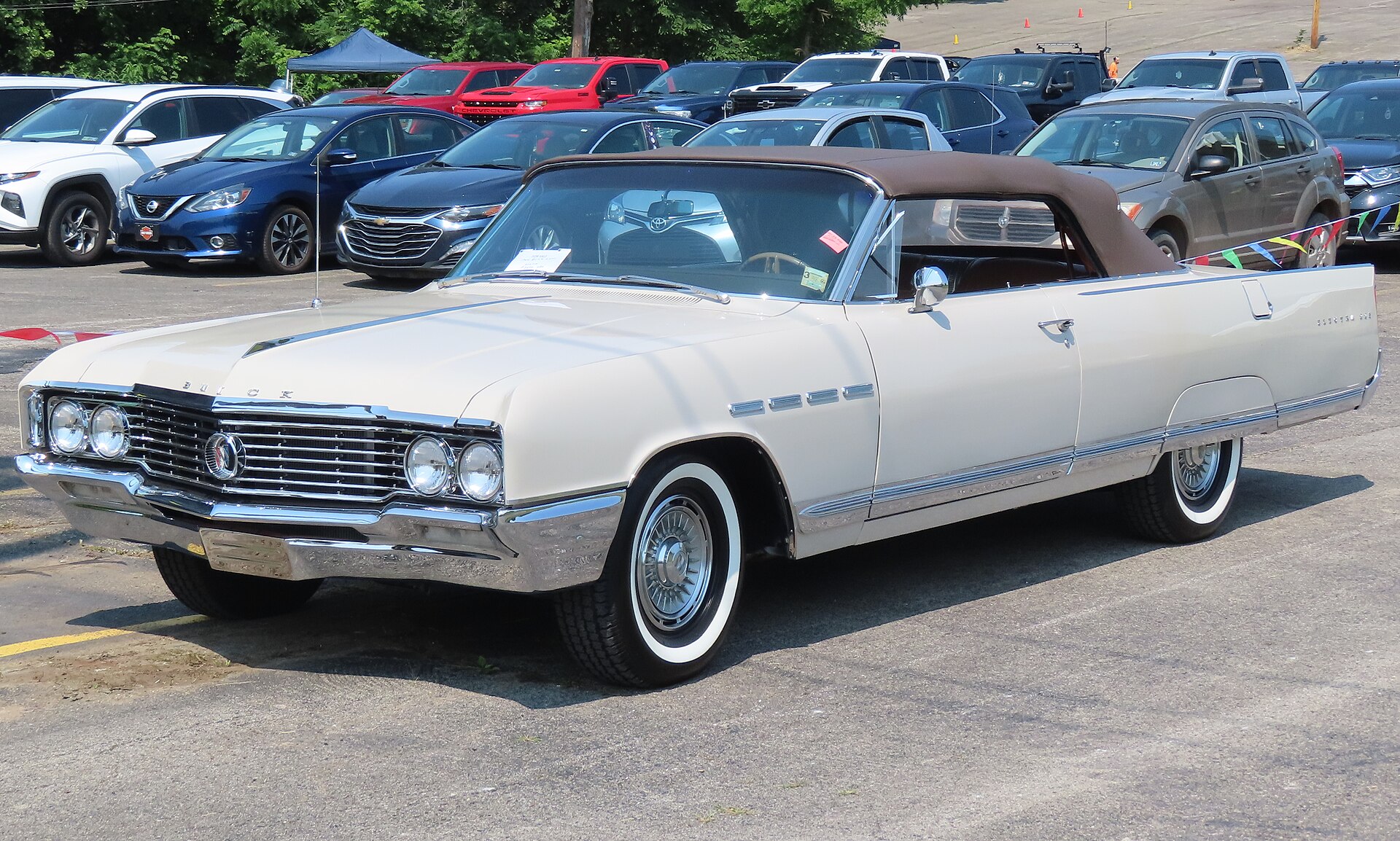 Buick Electra 225 Convertible
