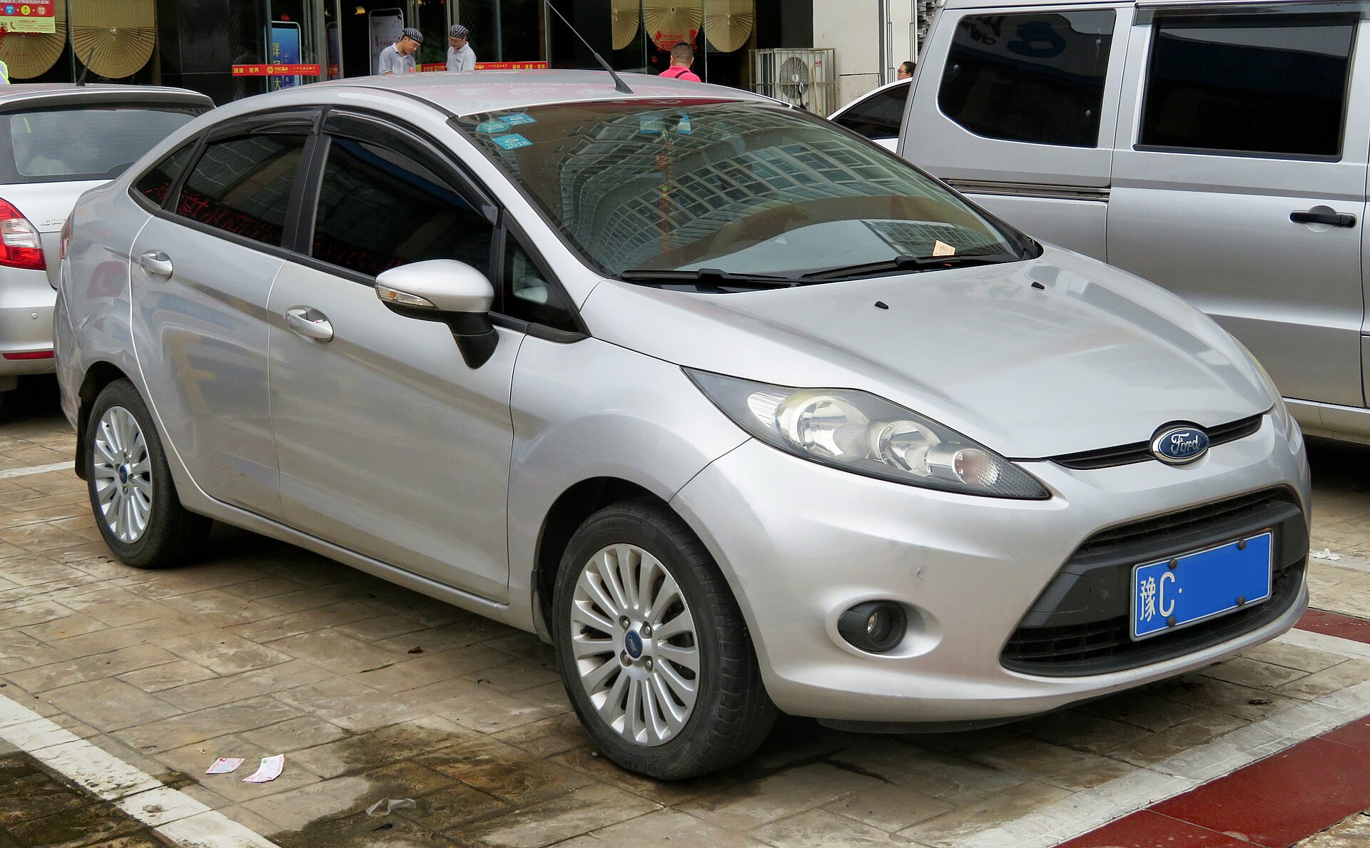 Ford Fiesta Sedan