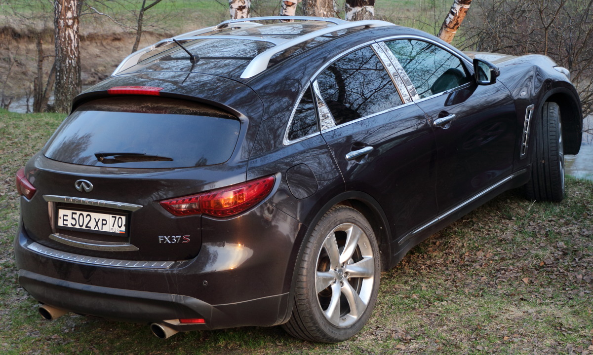Infiniti FX37S S51