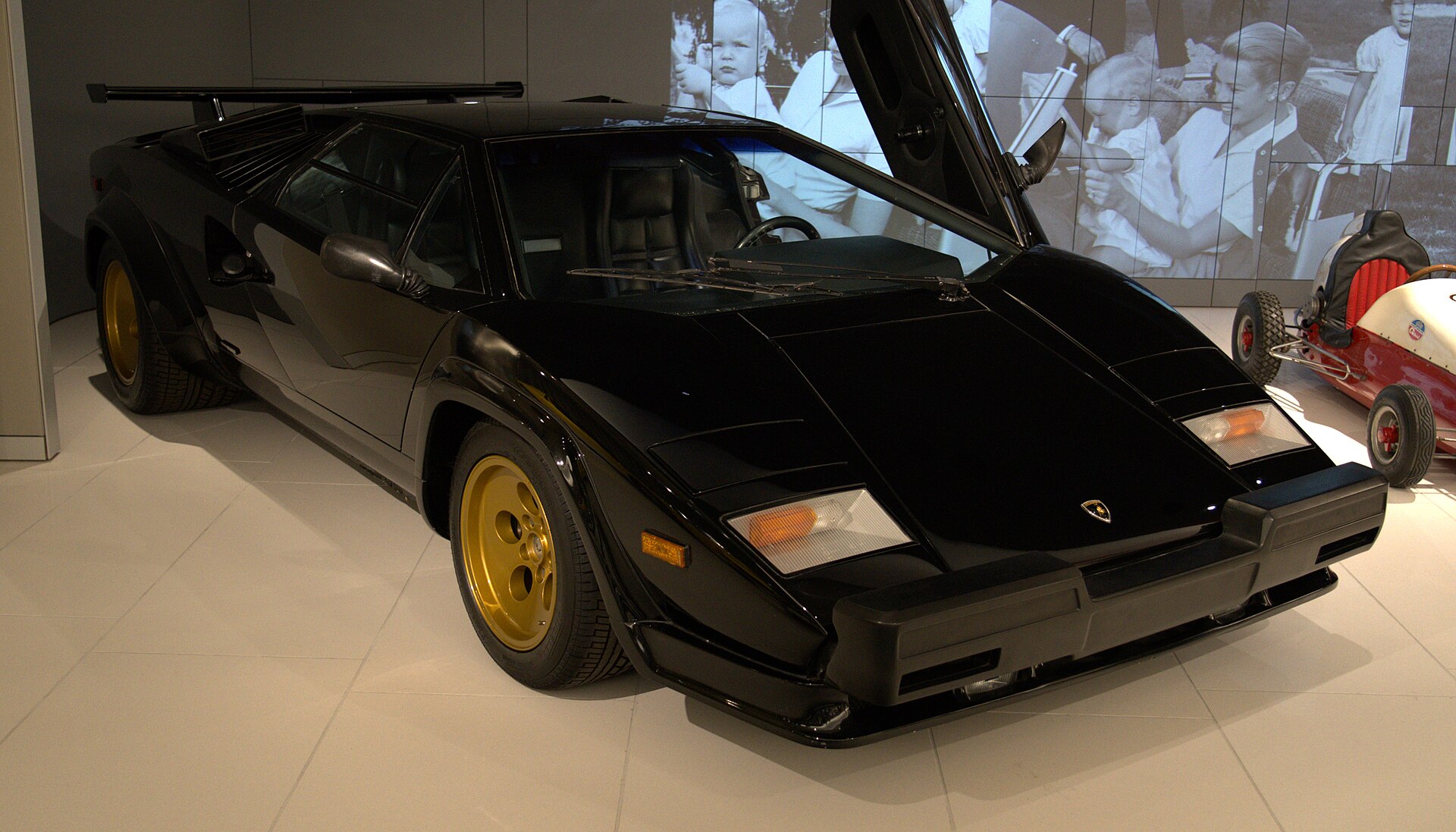 Lamborghini Countach LP5000 Quattrovalvole
