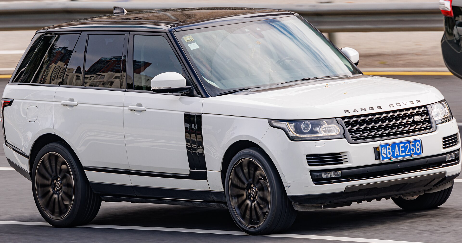 Land Rover Range Rover L405