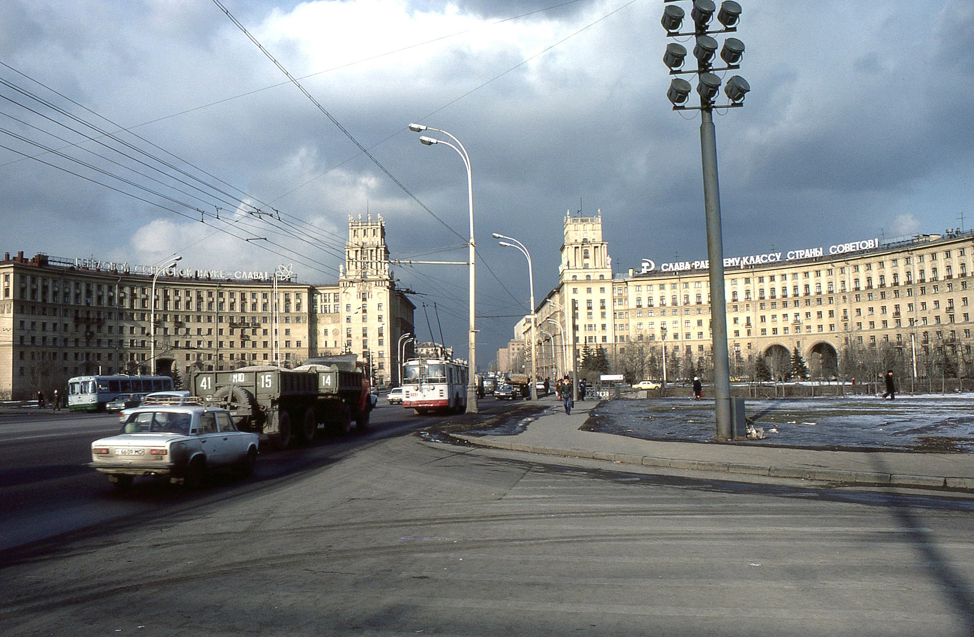 MAZ-503