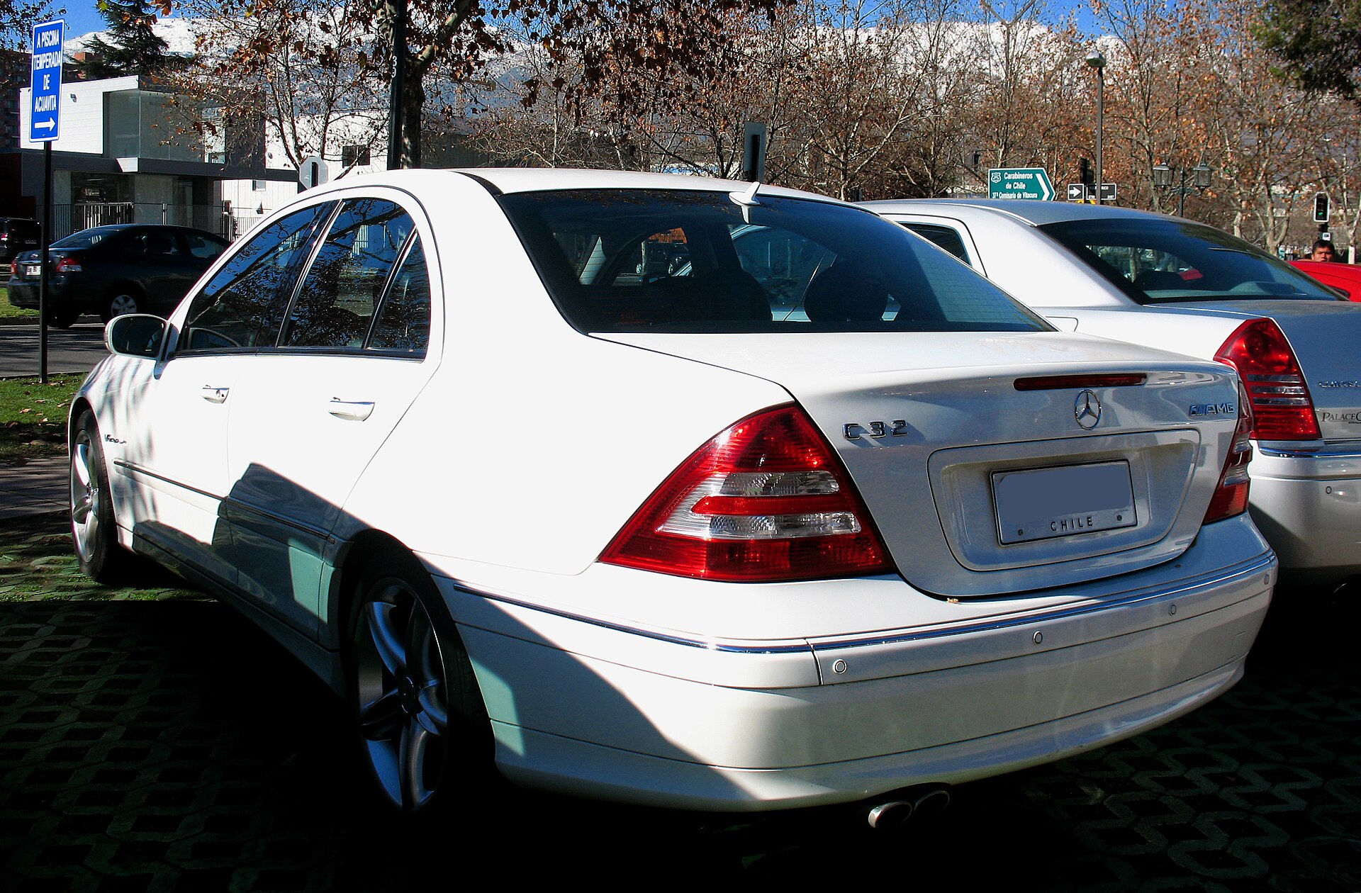 Mercedes-Benz C-Class W203
