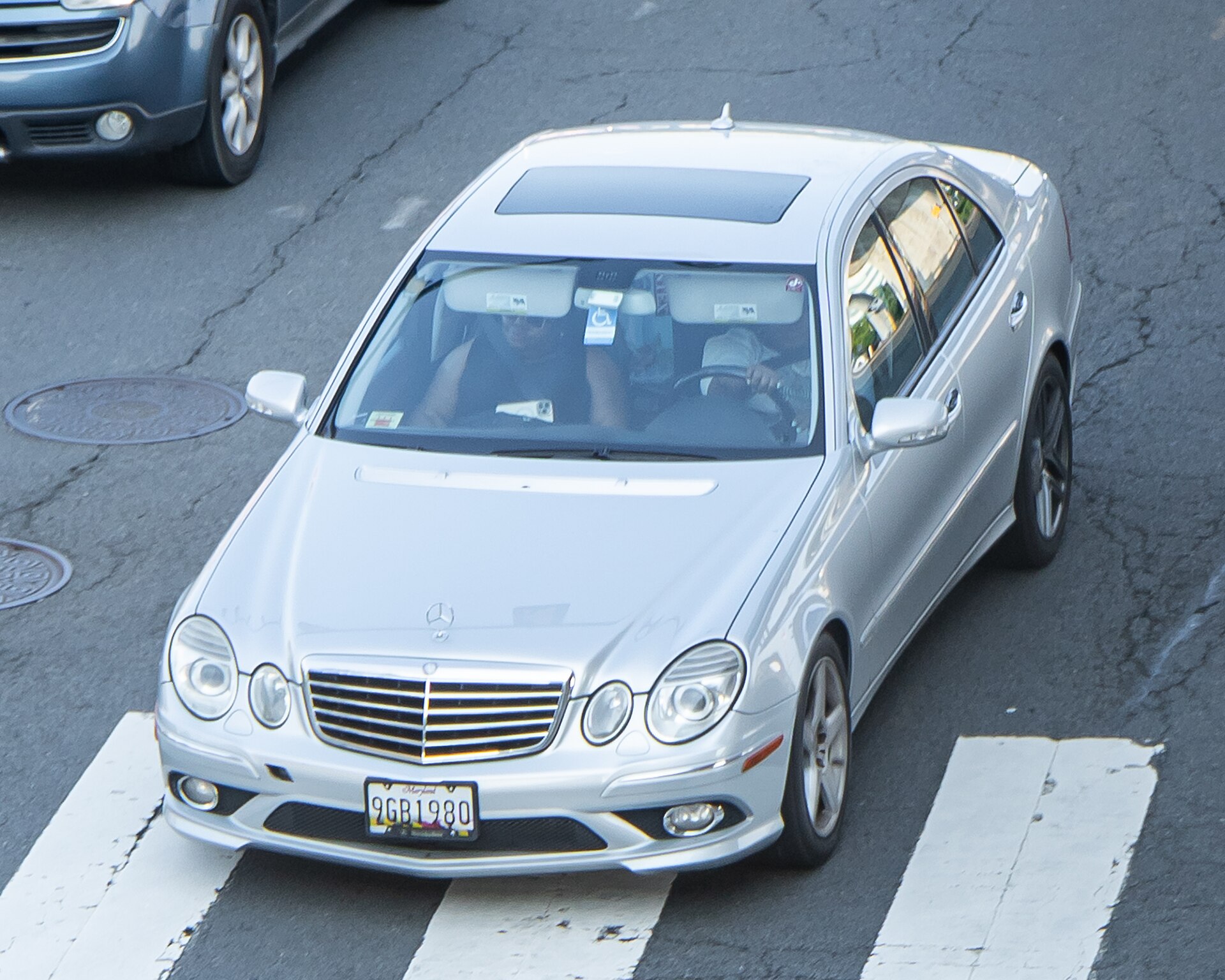 Mercedes-Benz E 320 W211
