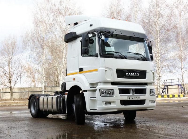 KAMAZ-5490 truck tractor