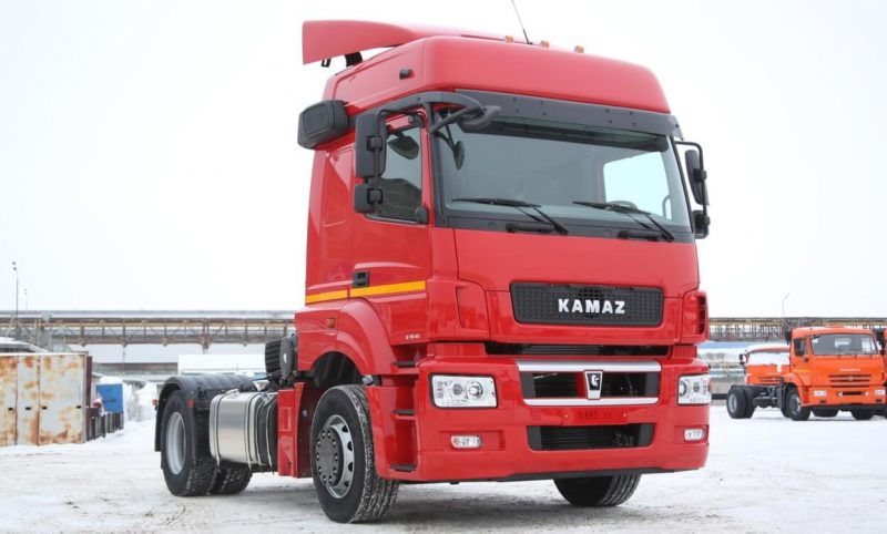 KAMAZ-5490 photo